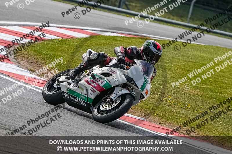 donington no limits trackday;donington park photographs;donington trackday photographs;no limits trackdays;peter wileman photography;trackday digital images;trackday photos